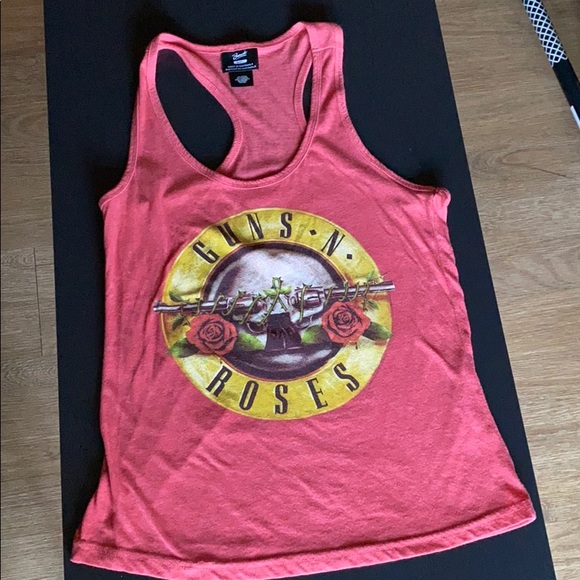 Tops - Guns n Roses Graphic Tank 🌹